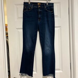 MOTHER Insider Crip Step Fray Jeans